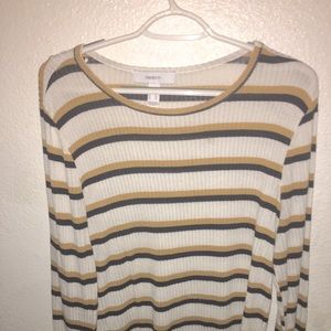Forever 21 long sleeve top